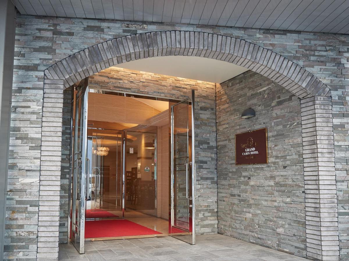 Grand Cabin Hotel Naha Oroku Esterno foto