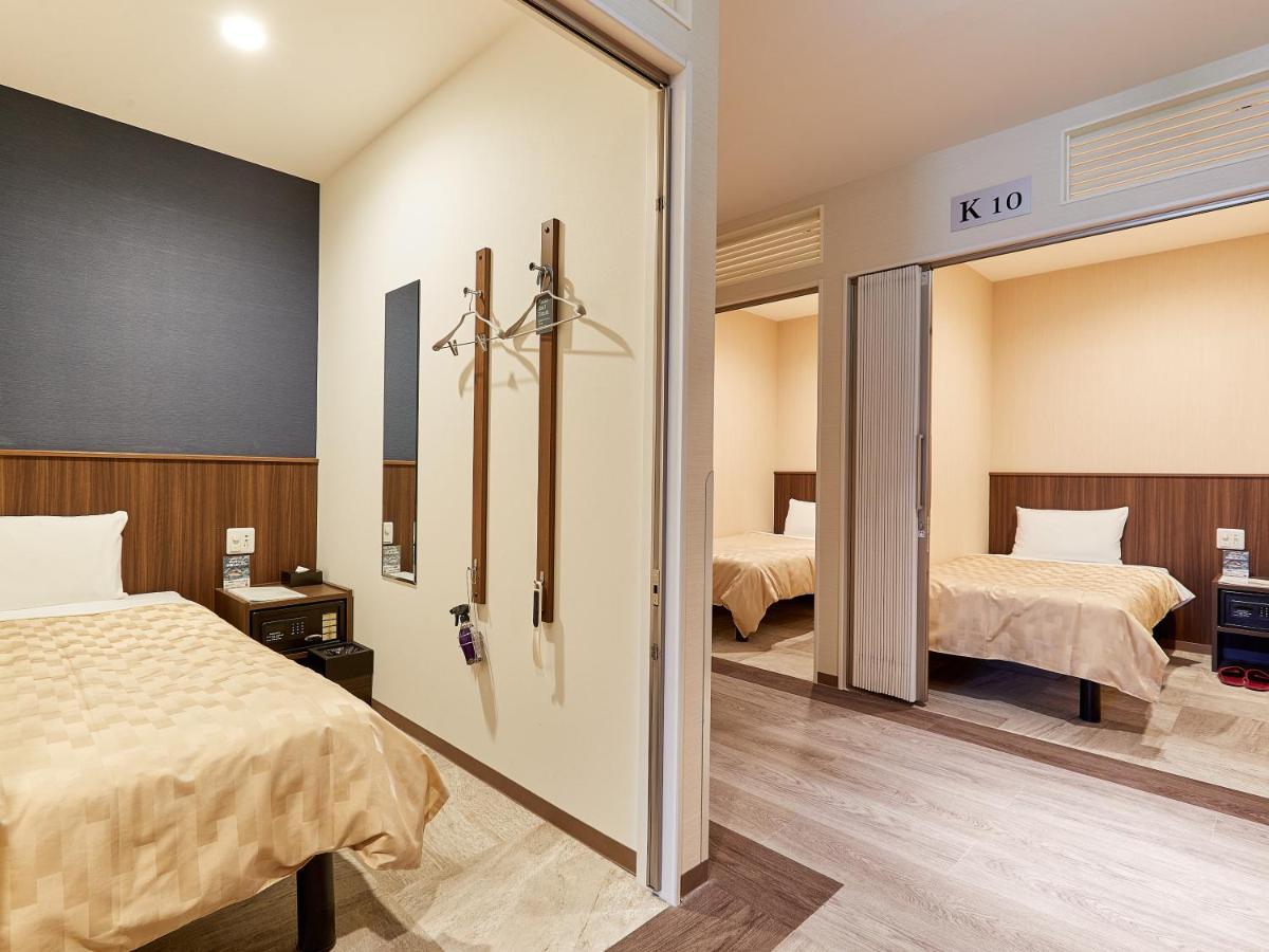 Grand Cabin Hotel Naha Oroku Esterno foto