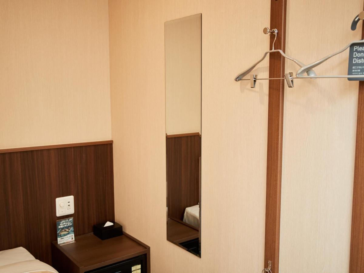 Grand Cabin Hotel Naha Oroku Esterno foto